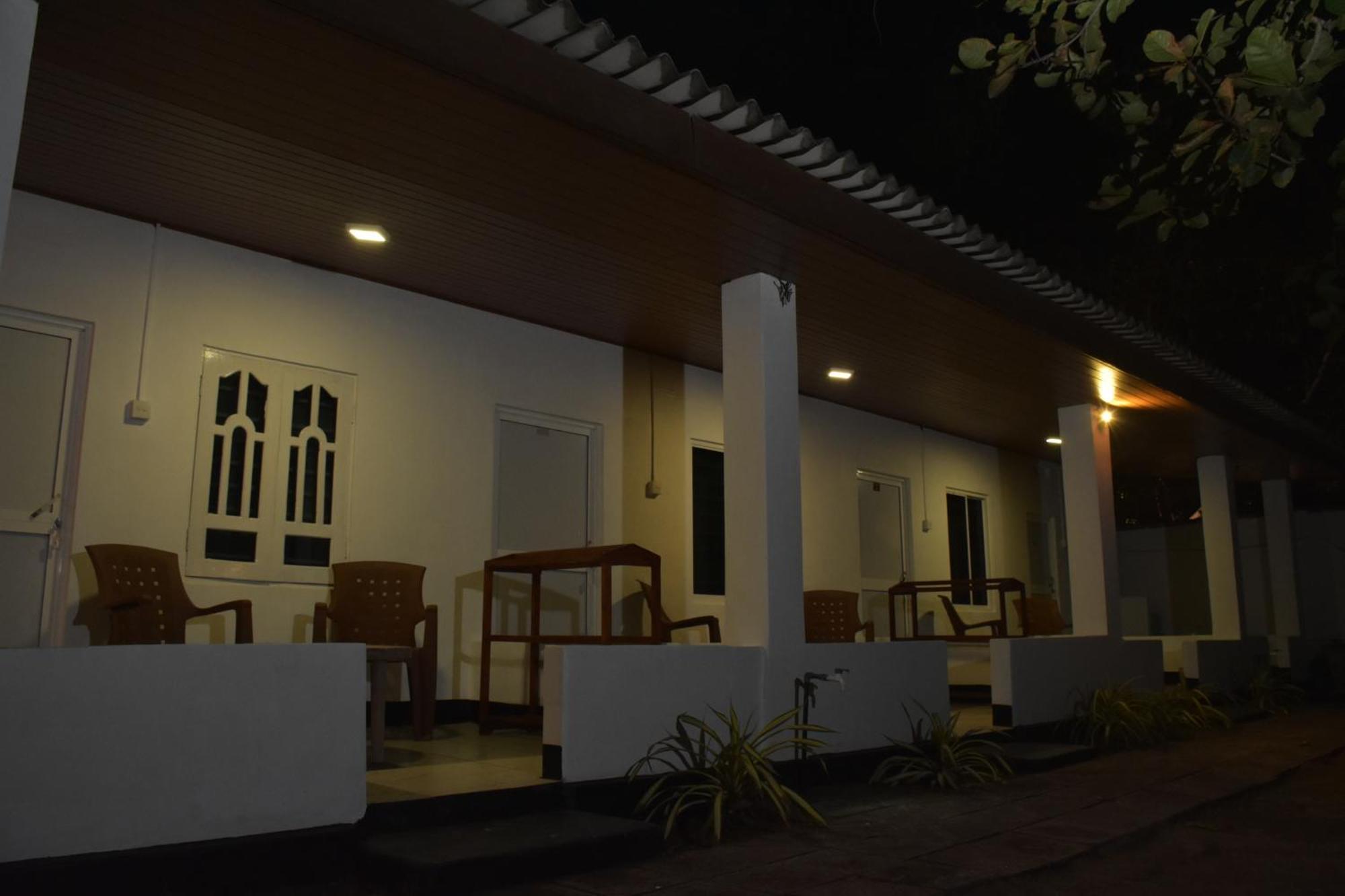 French Garden Regish Guest House Trincomalee Εξωτερικό φωτογραφία