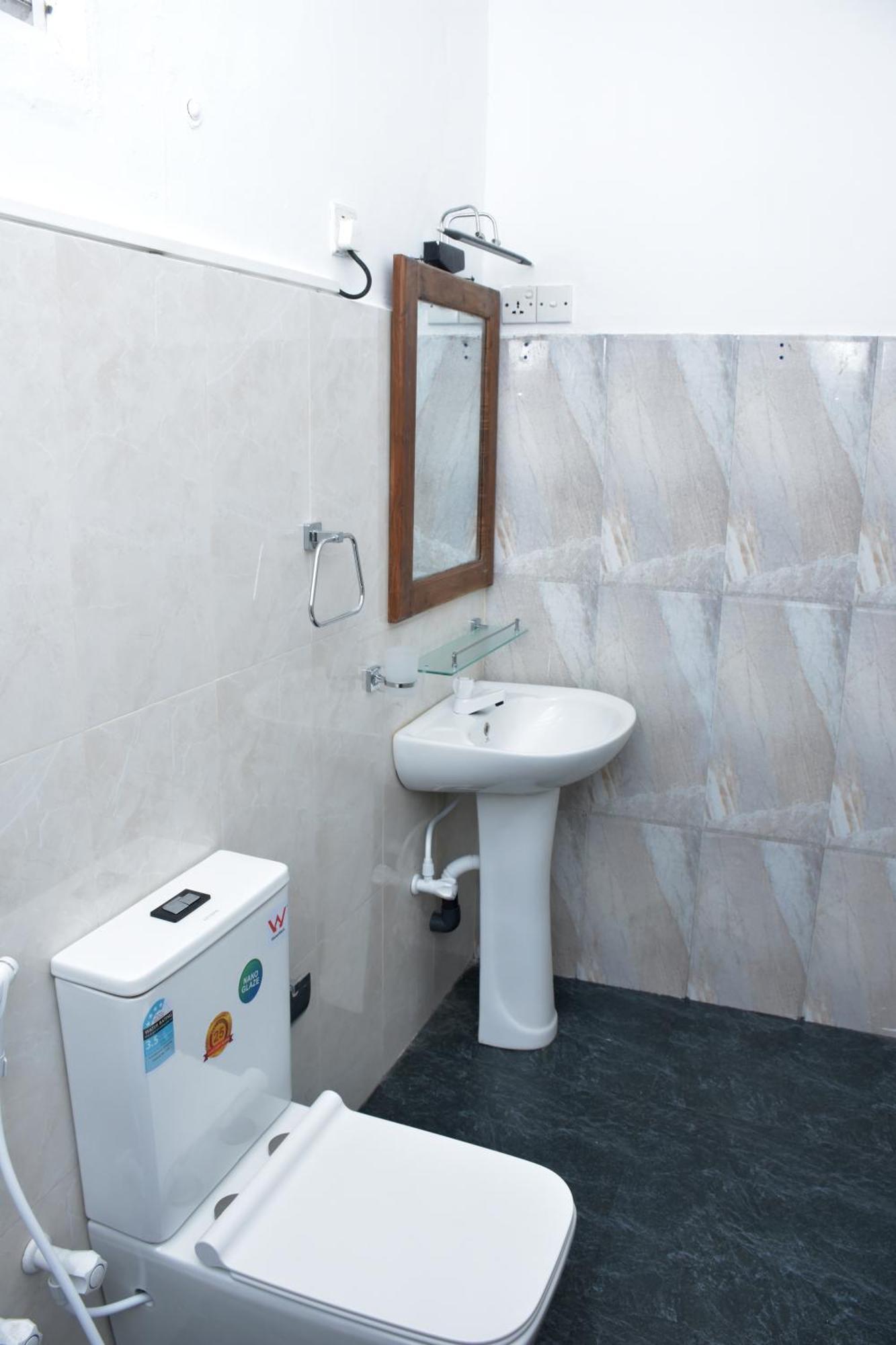 French Garden Regish Guest House Trincomalee Εξωτερικό φωτογραφία